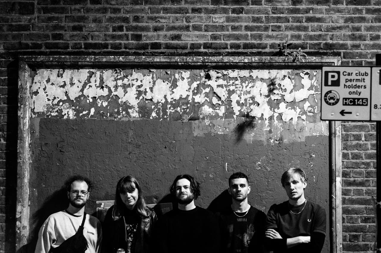 Musique : le groupe punk DITZ, guns of Brighton